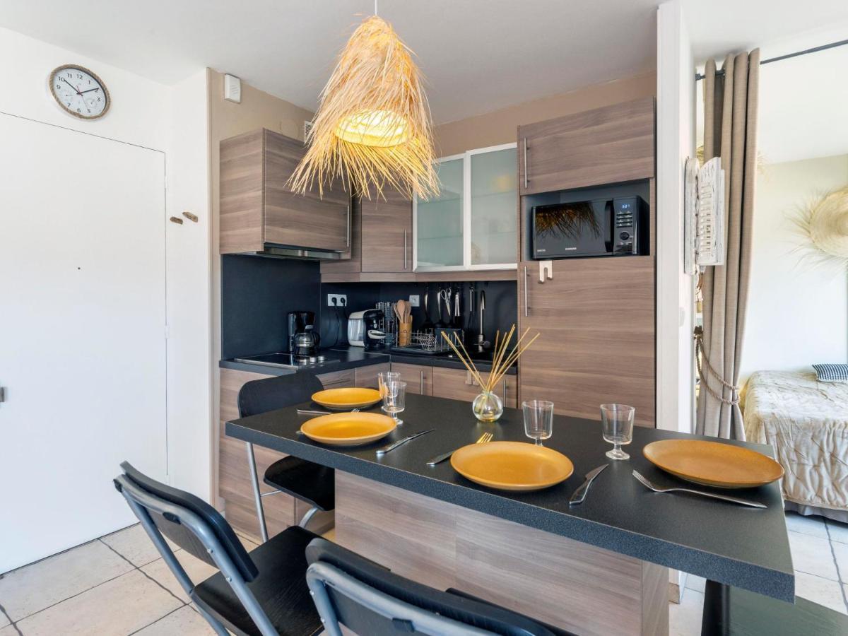 Apartment La Meridienne-5 By Interhome Le Lavandou Exterior photo